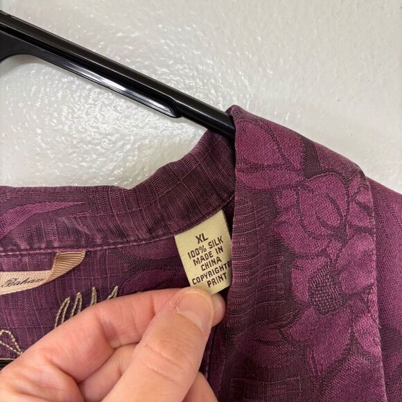Tommy Bahama 100% Silk Maroon Button Up Short Sleeve Hawaiian Shirt - Picture 4 of 5